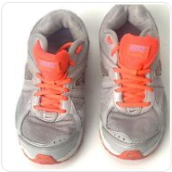 Nike Dart 9 Running Cross Training Shoes Gray & Orange Swoosh Women’s Size 8 - Picture 1 of 6
